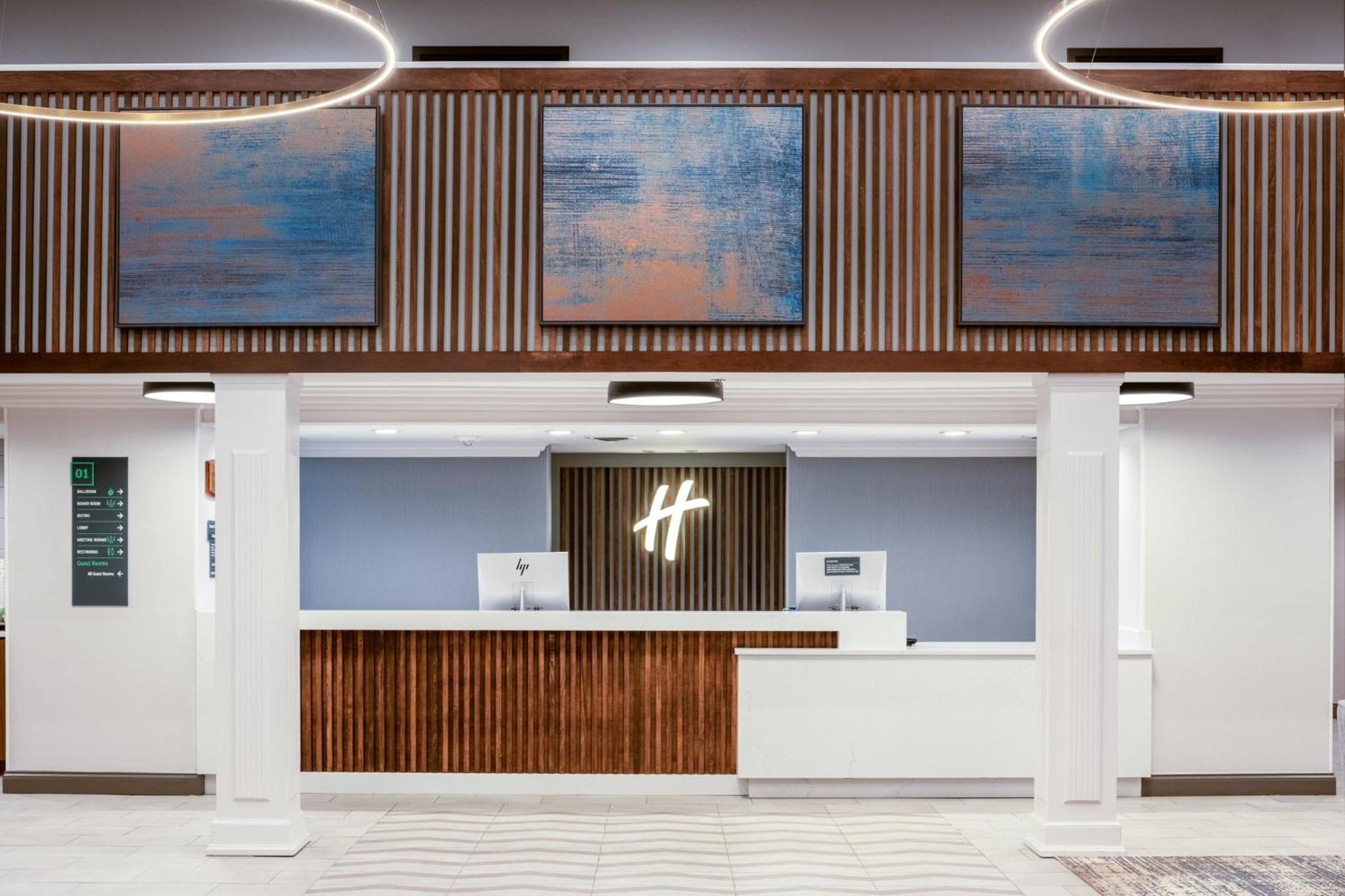 Hotel By Ihg 3*